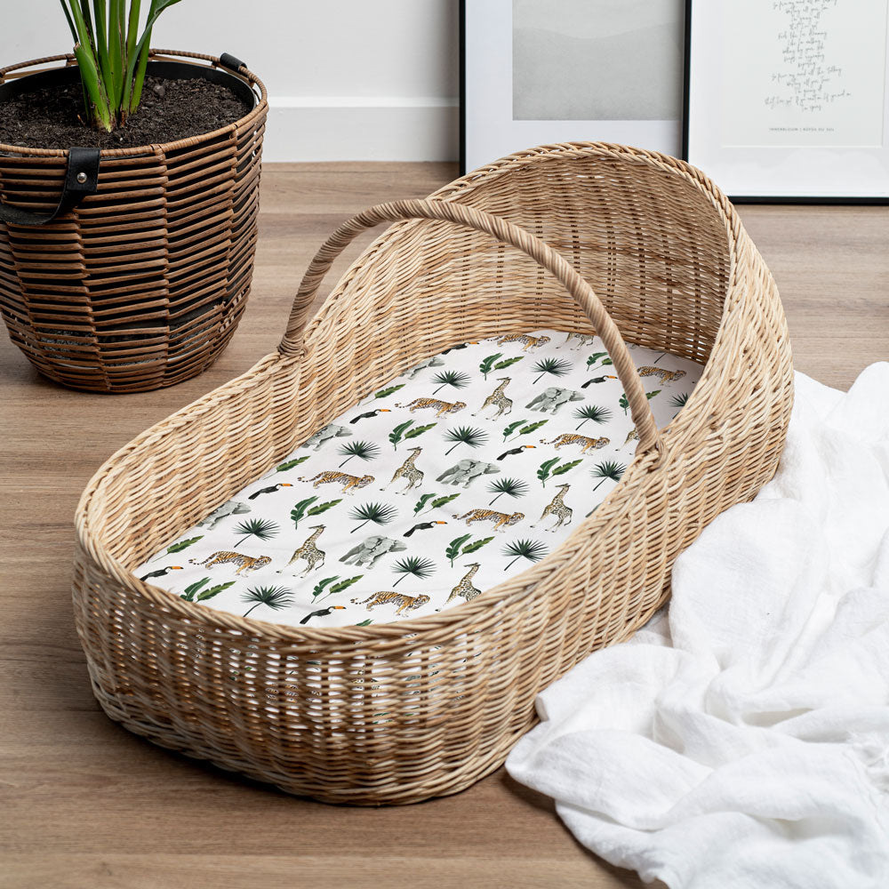 Change mat covers and bassinet fitted sheets