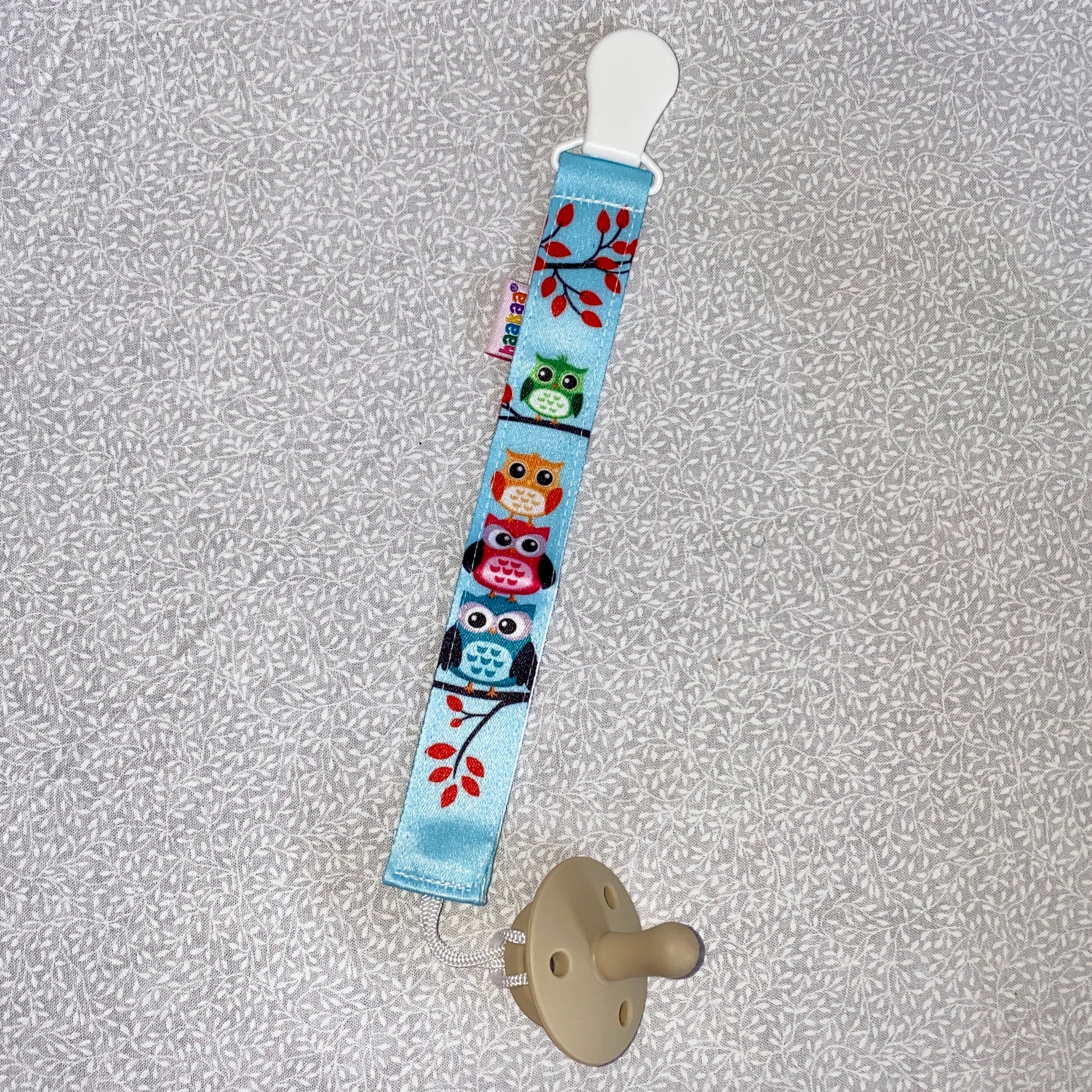 Pacifier clip ; dummy clip ; baby ; toddler 